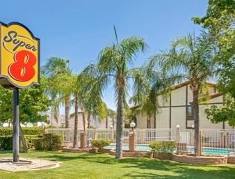 Quality I-10 Hotel Banning