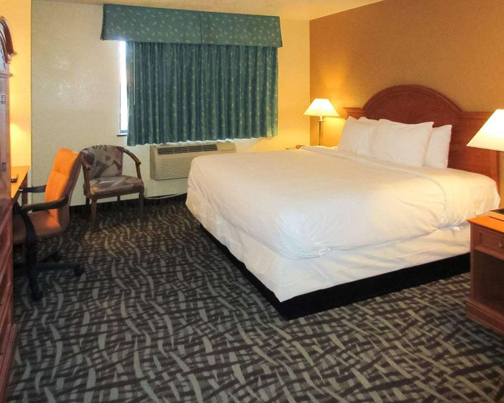 Hotel Quality I-10